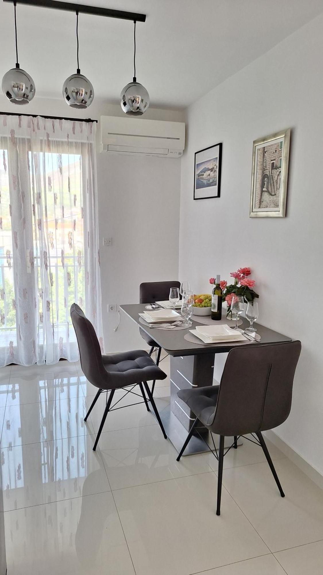 Apartmani I & J Seric Seget Vranjica Exteriér fotografie