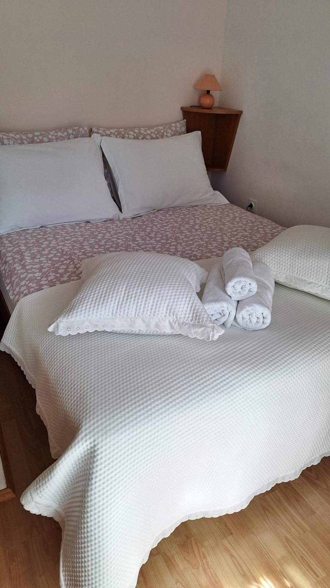 Apartmani I & J Seric Seget Vranjica Exteriér fotografie